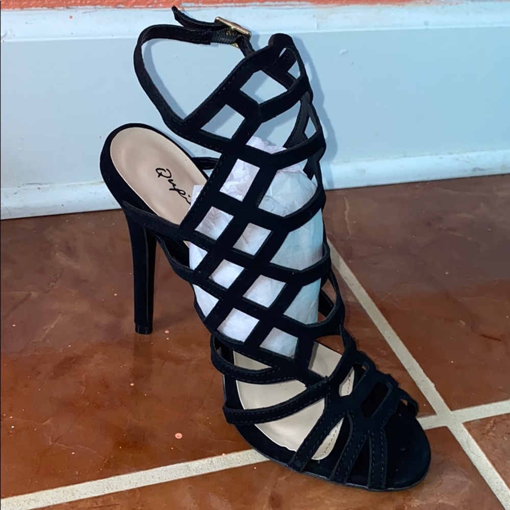 Qupid Women’s Black Heels